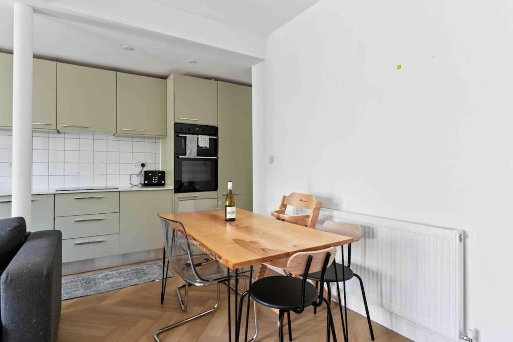 Modern 3 Bed Apartment In Tottenham Londres Extérieur photo